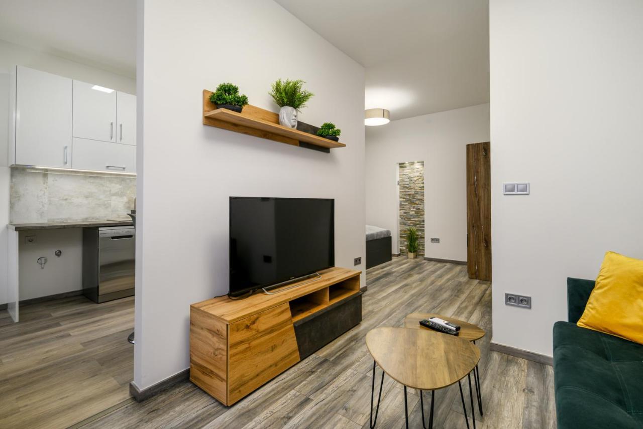 Golden Cage Premium Central Apartment بودابست المظهر الخارجي الصورة